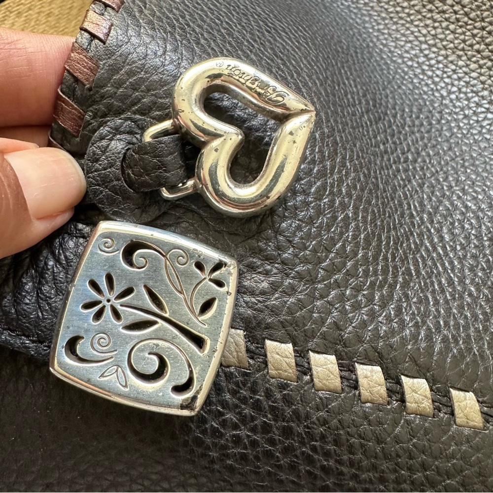 Vintage Brighton Black Leather Tote Bag Whipstitch Heart Charm 90s Y2K Shoulder - Picture 3 of 10